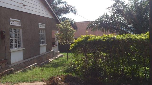 Bungalow for rent in Zana Kampala