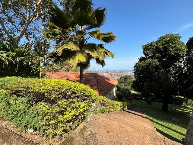 Bungalow for rent in Mbuya Kampala