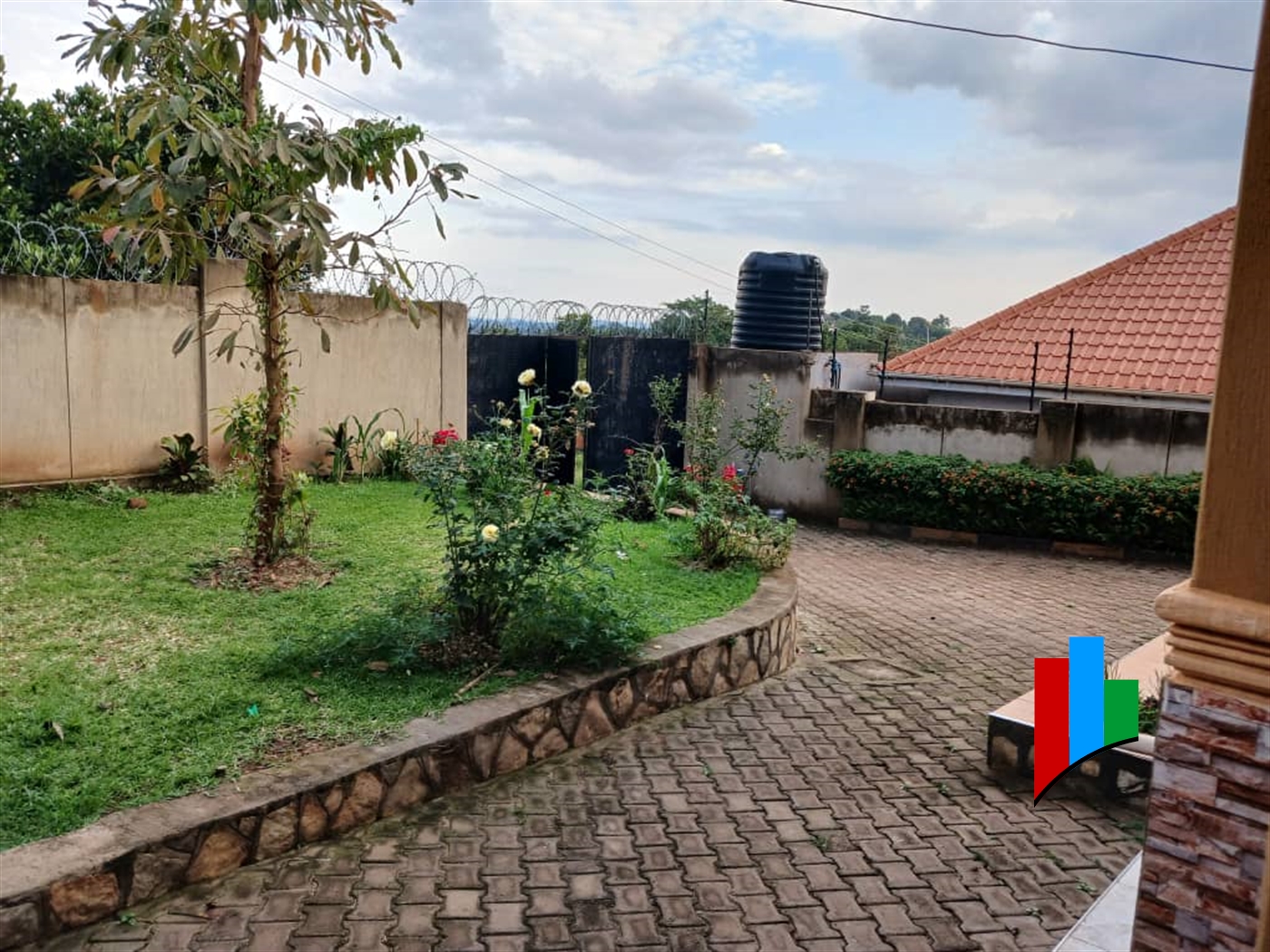 Bungalow for sale in Kasangatikiti Wakiso