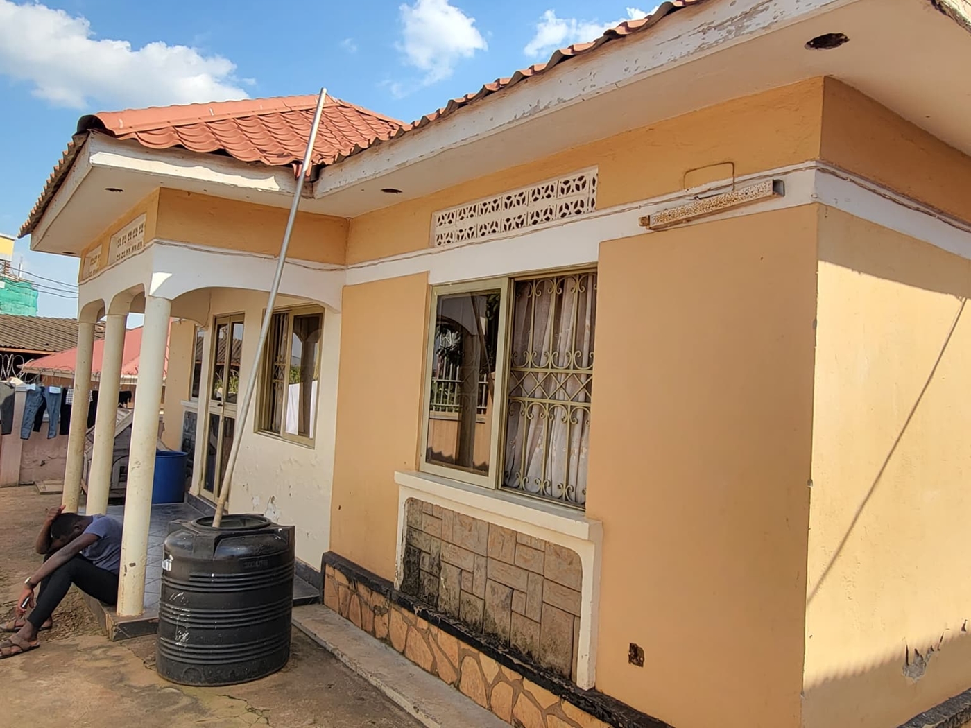 Bungalow for sale in Bukoto Kampala