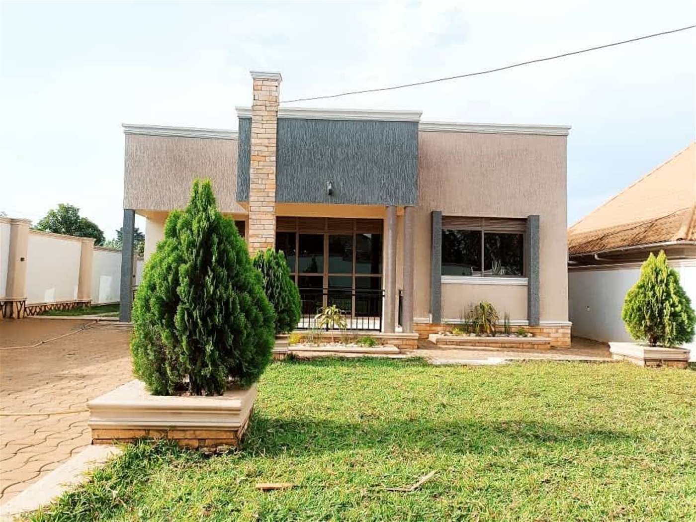 Bungalow for sale in Kira Wakiso