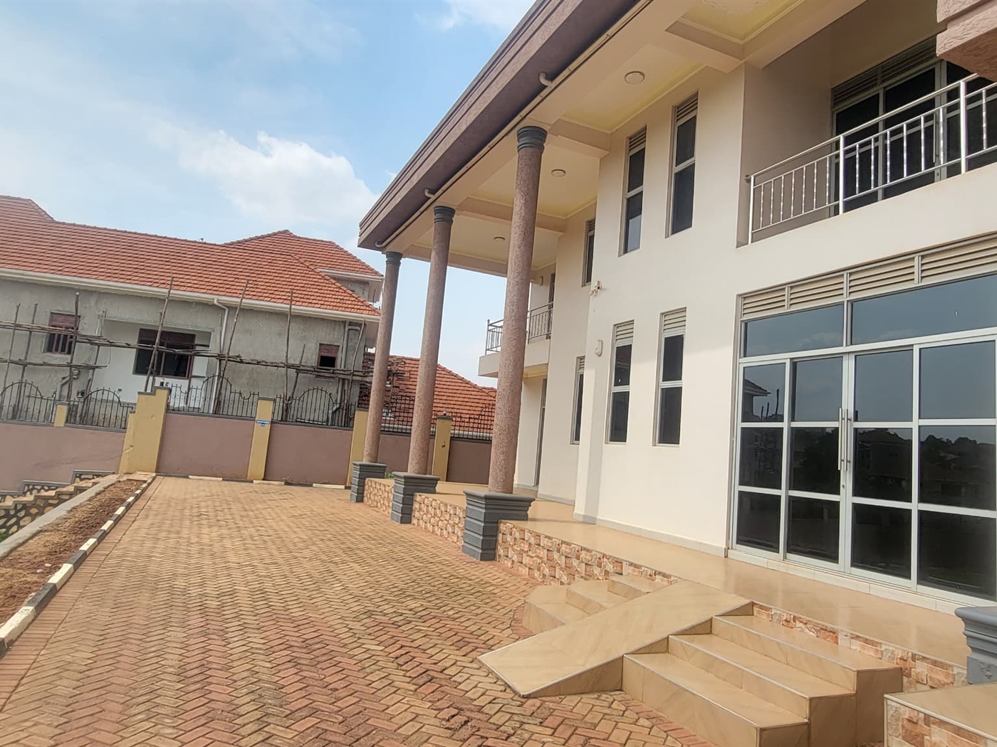 Mansion for sale in Najjera Wakiso