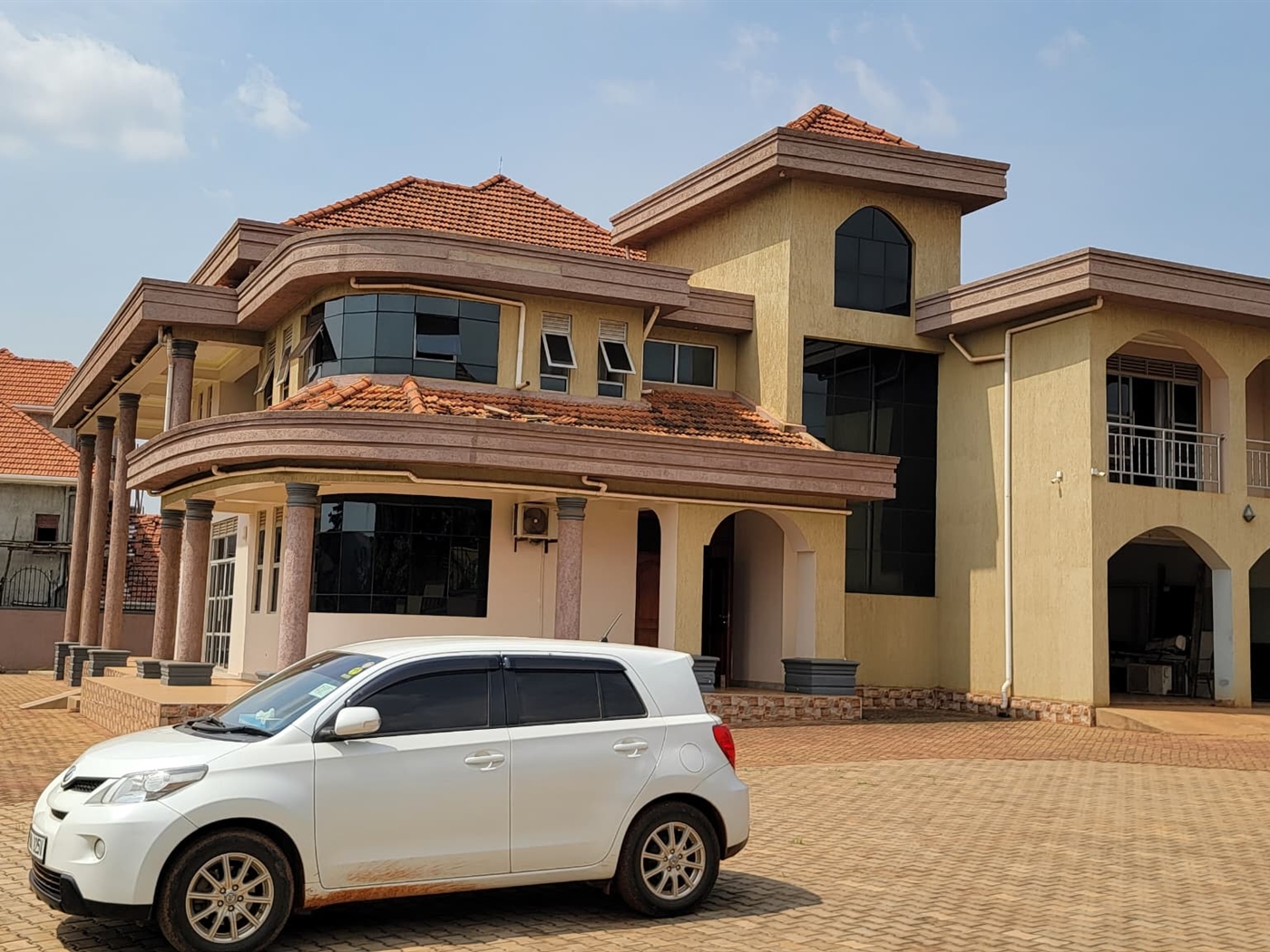 Mansion for sale in Najjera Wakiso