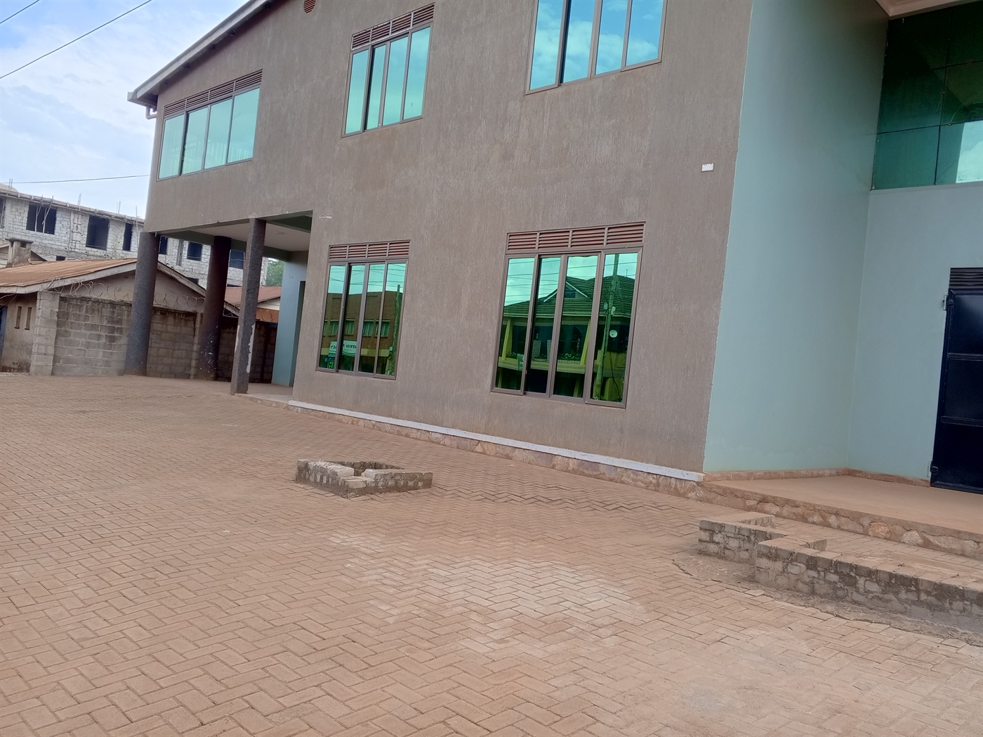 Warehouse for rent in Entebbe Wakiso