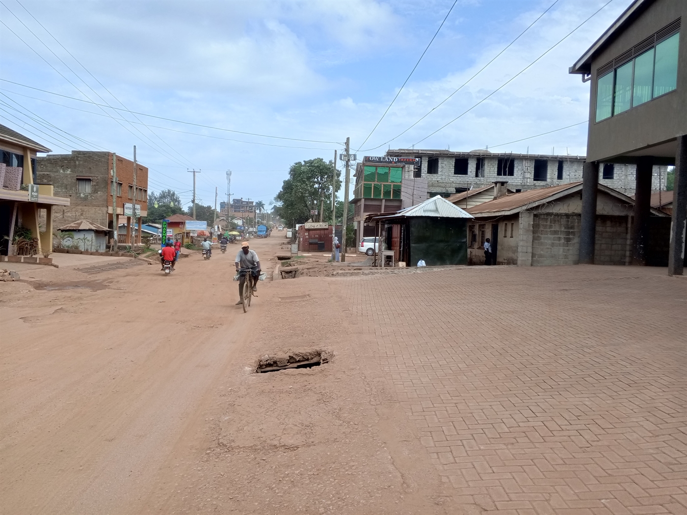 Warehouse for rent in Entebbe Wakiso