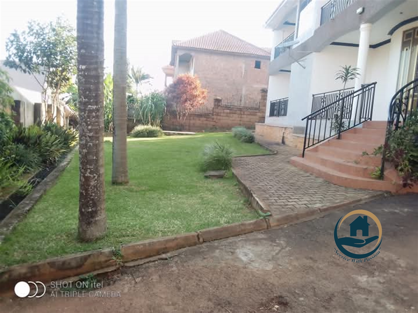 Villa for sale in Segukuhill Wakiso